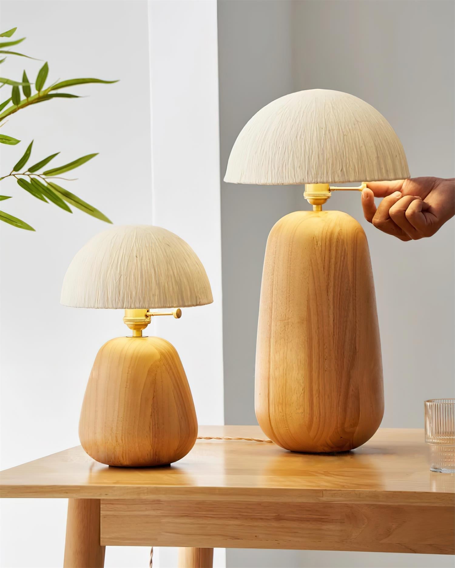 Dira Oak Table Lamp - Loonglight