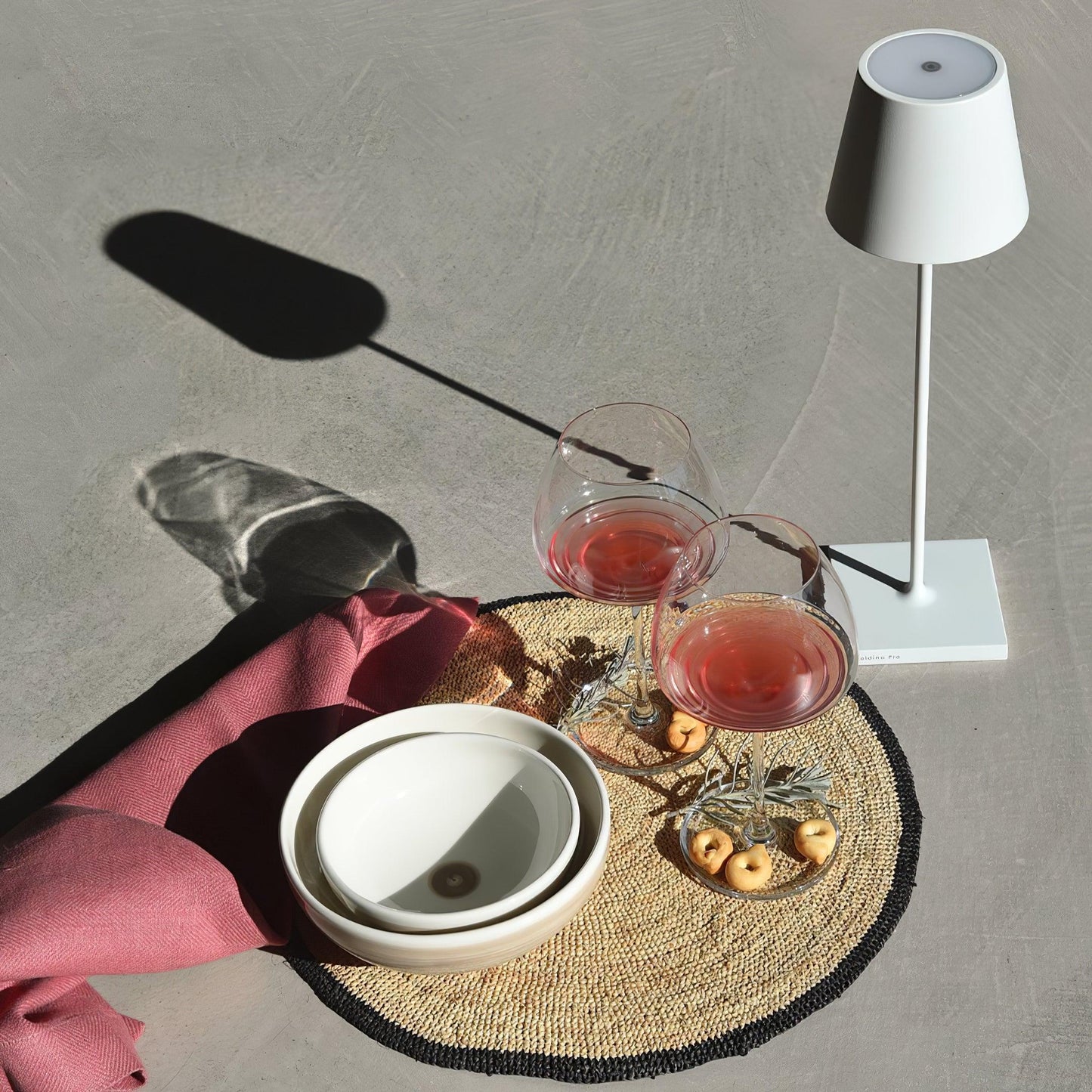 Doku Table Lamp - Loonglight