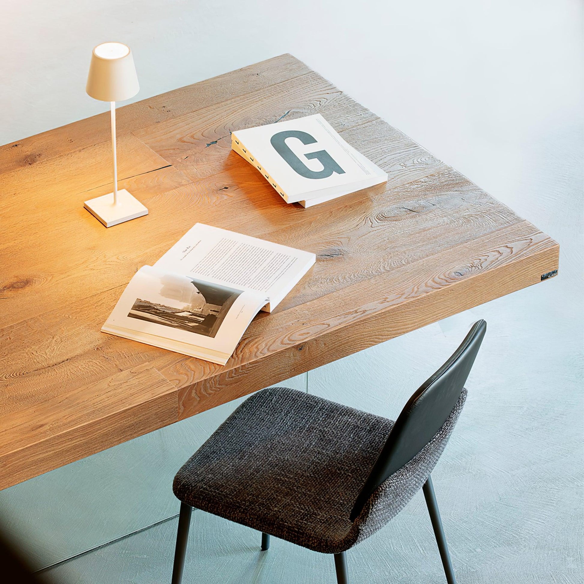 Doku Table Lamp - Loonglight