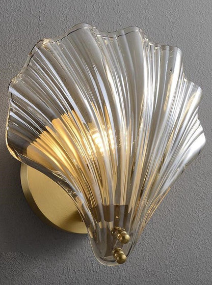 Elegant Seashell Wall Light - Loonglight