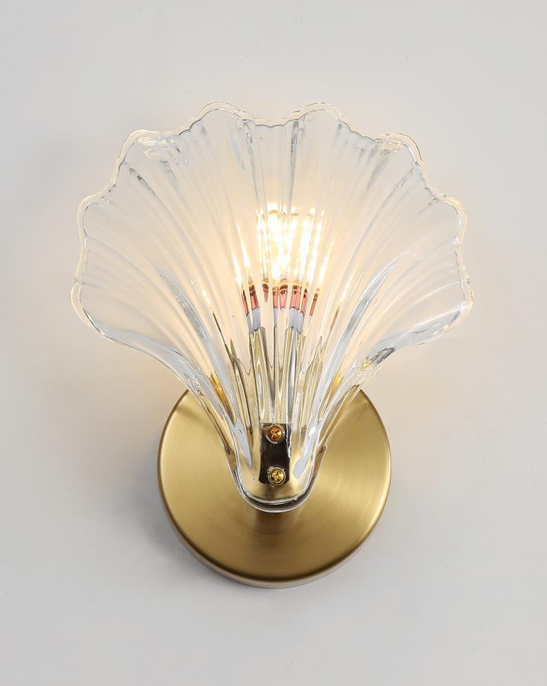 Elegant Seashell Wall Light - Loonglight