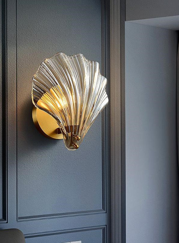 Elegant Seashell Wall Light - Loonglight