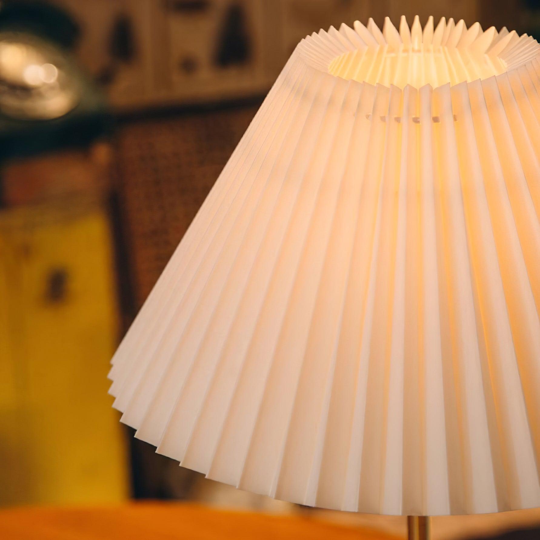 Ella Pleated Table Lamp - Loonglight