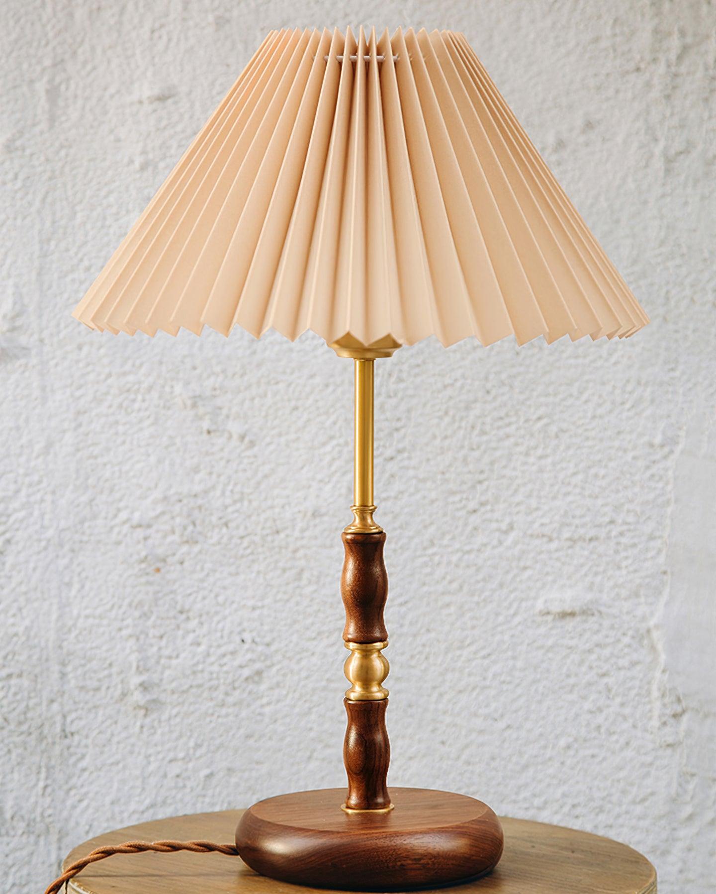 Ella Pleated Table Lamp - Loonglight