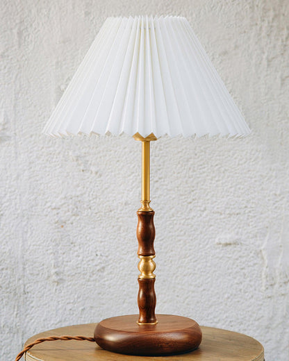 Ella Pleated Table Lamp - Loonglight