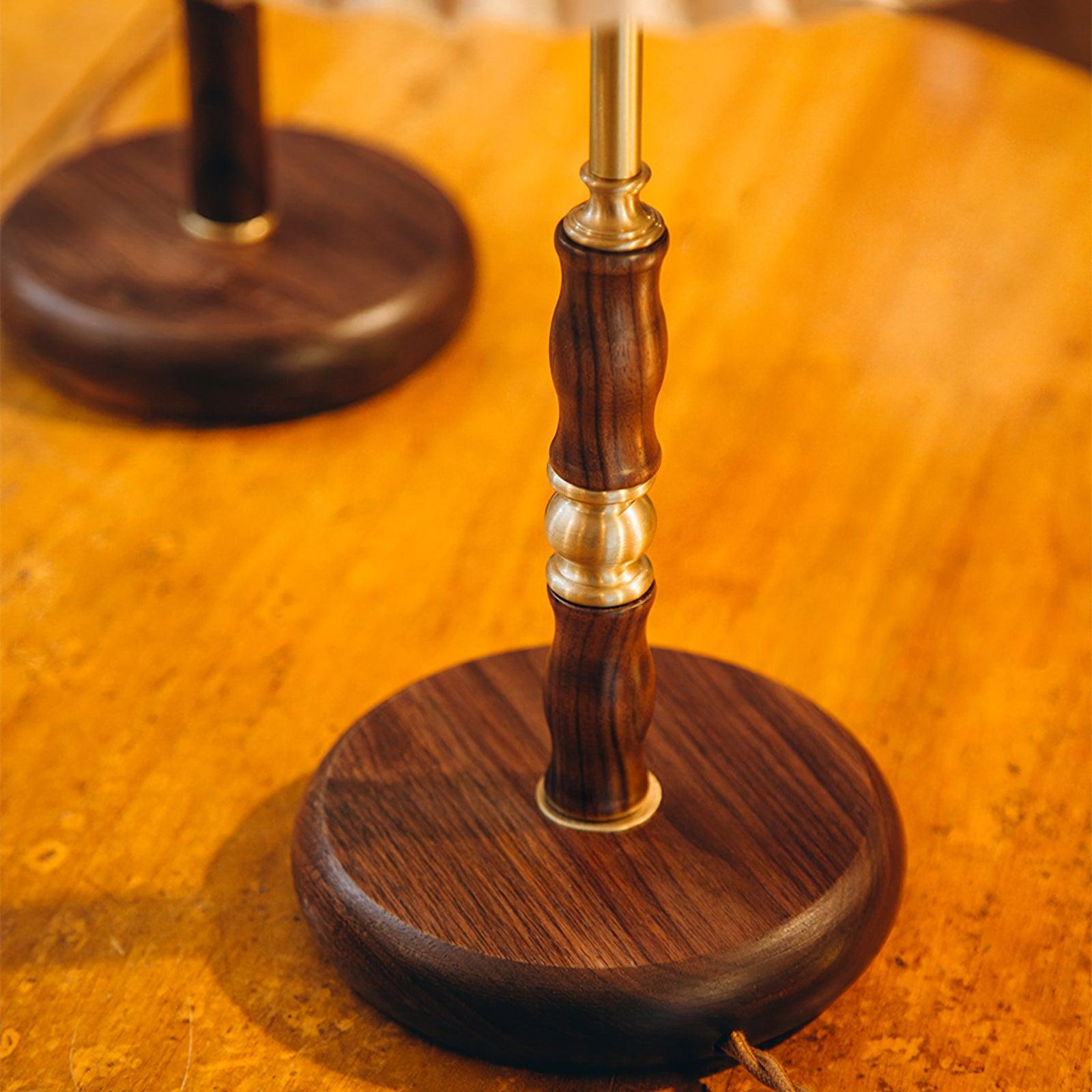 Ella Pleated Table Lamp - Loonglight