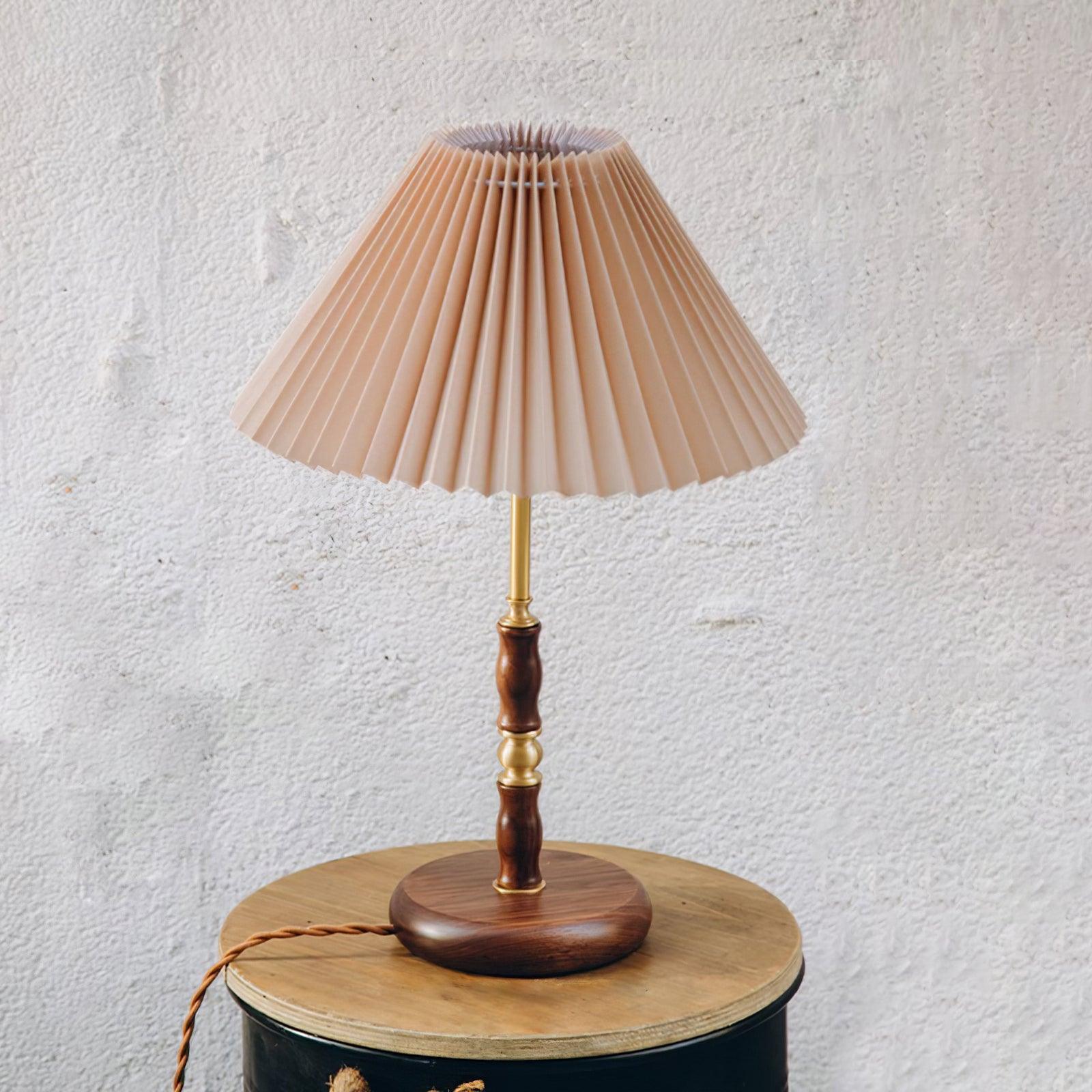 Ella Pleated Table Lamp - Loonglight