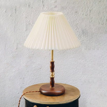 Ella Pleated Table Lamp - Loonglight