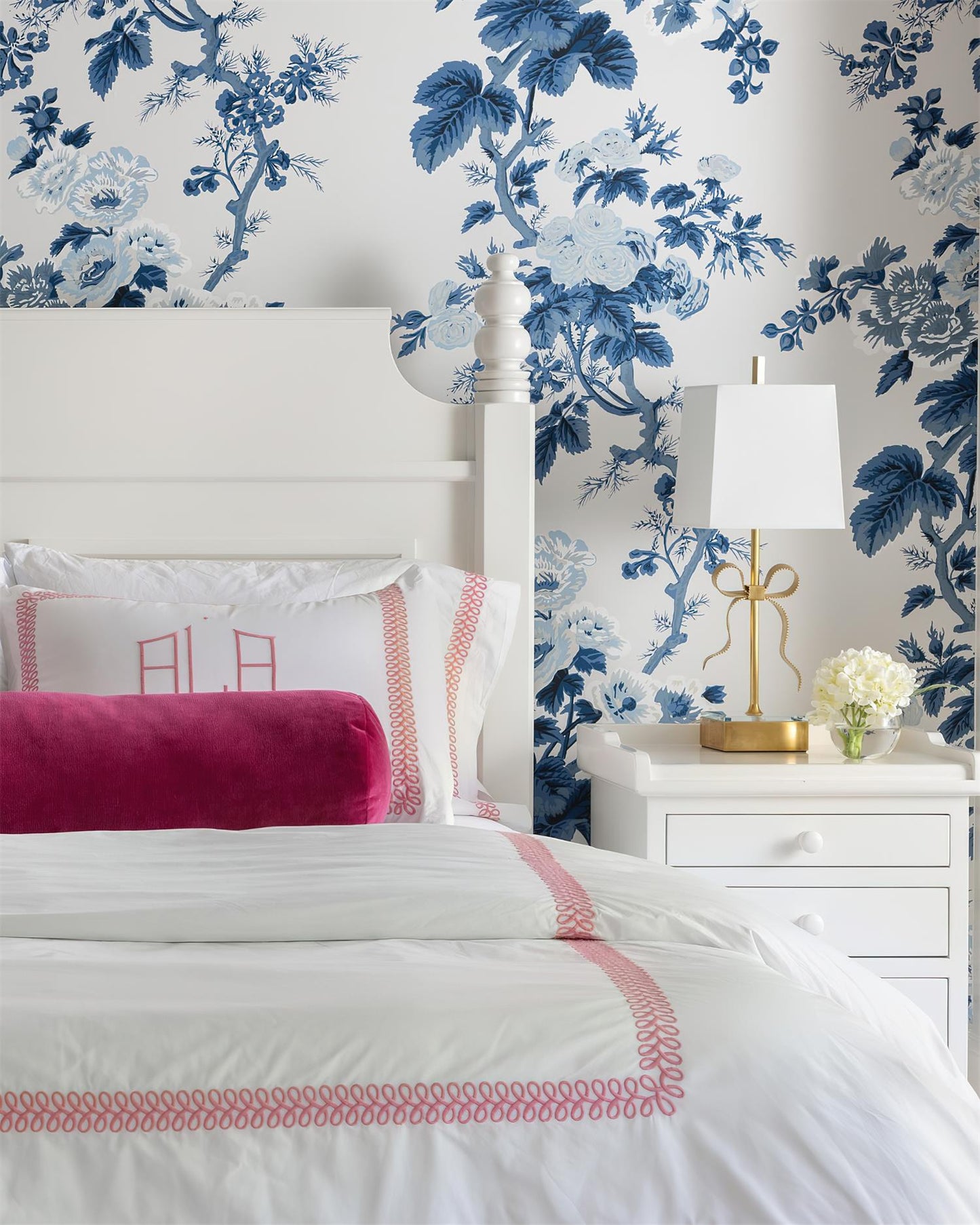 Ellery Gros Table Lamp - Loonglight