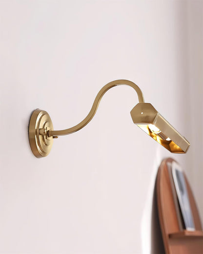 Curvara Wall Lamp