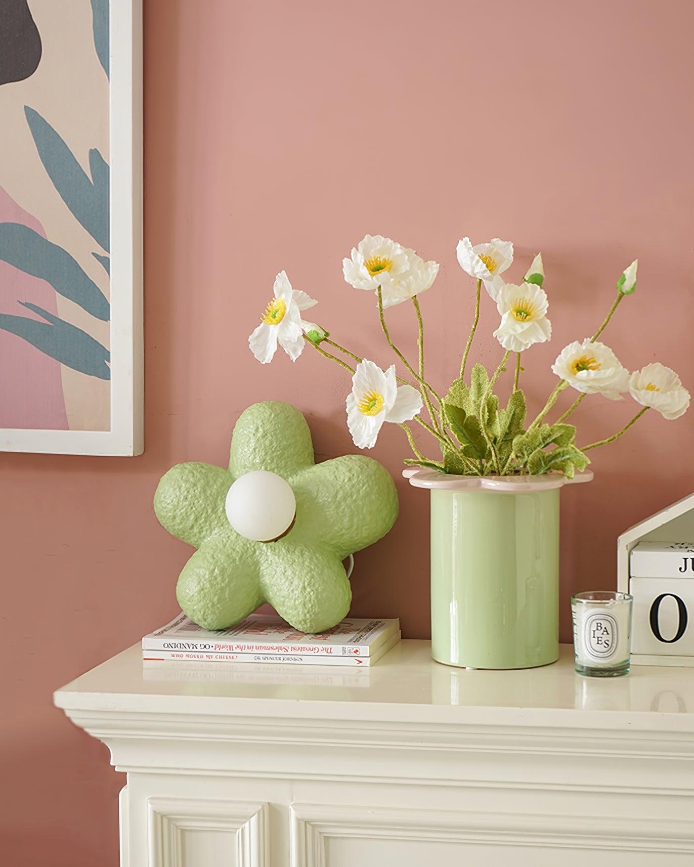 Emiko Flowers Table Lamp - Loonglight