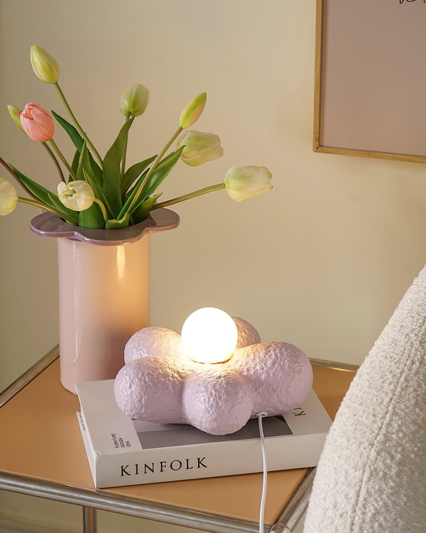 Emiko Flowers Table Lamp - Loonglight