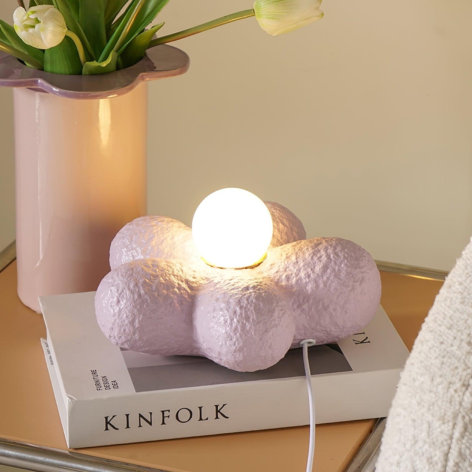 Emiko Flowers Table Lamp - Loonglight
