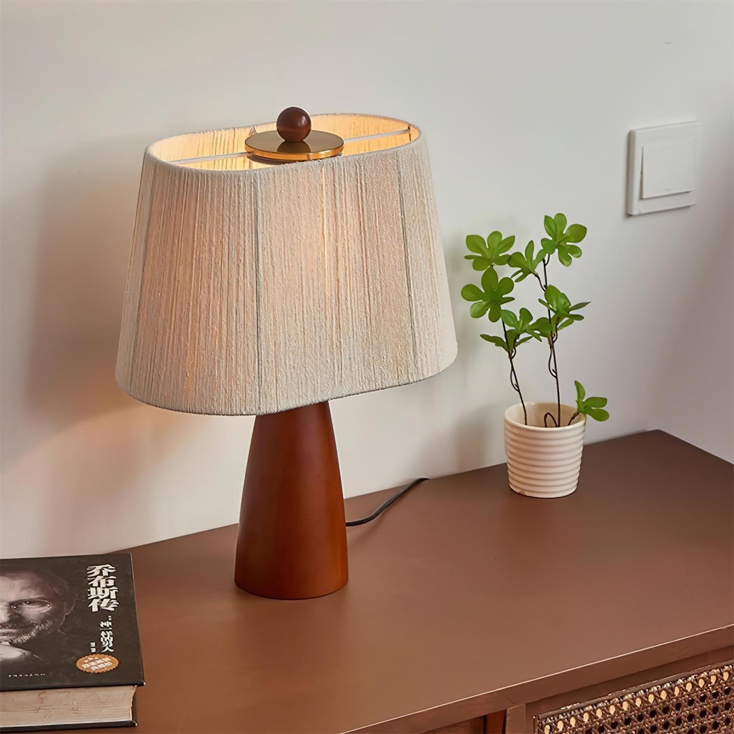 Emilio Table Lamp - Loonglight