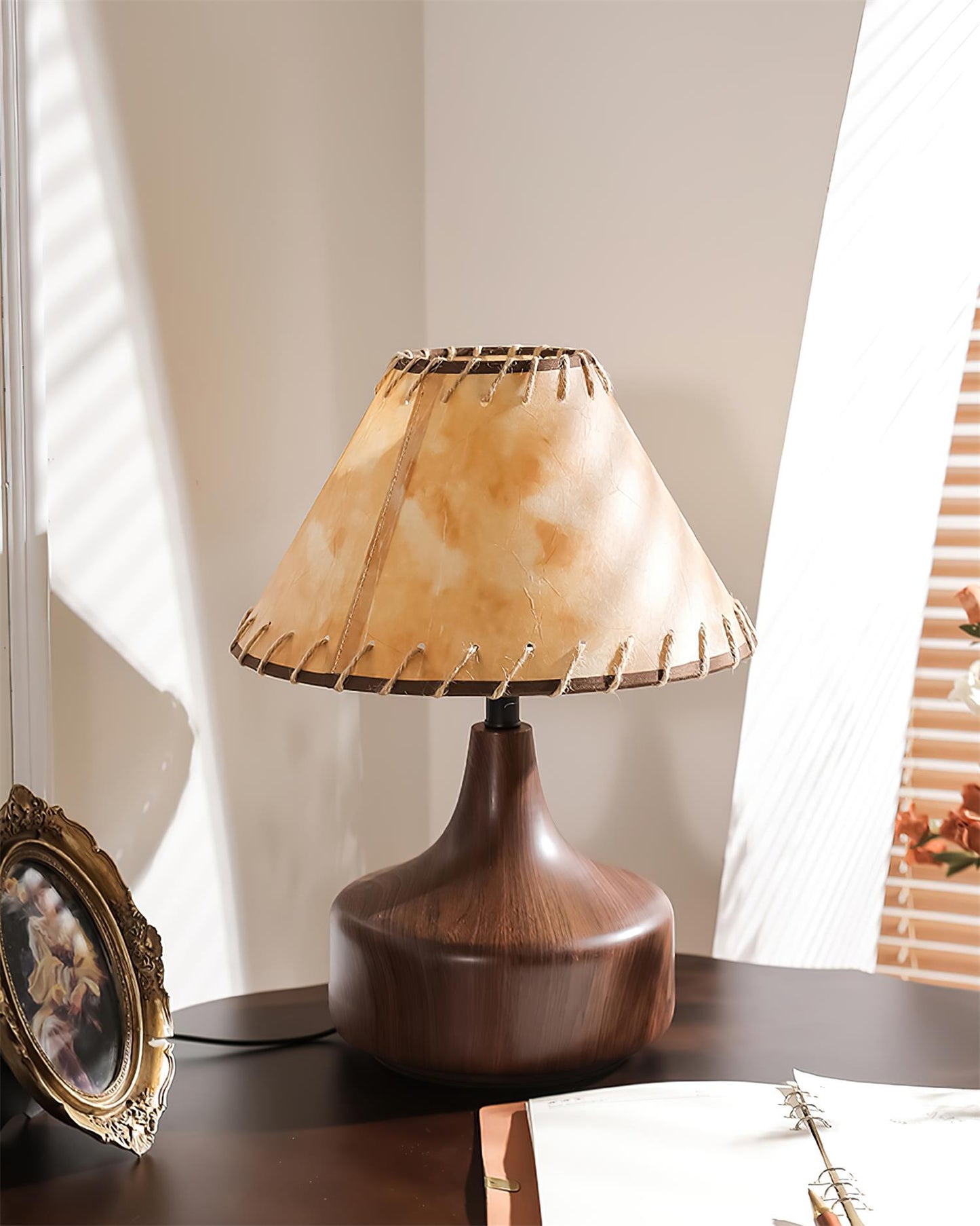 Enora Table Lamp - Loonglight