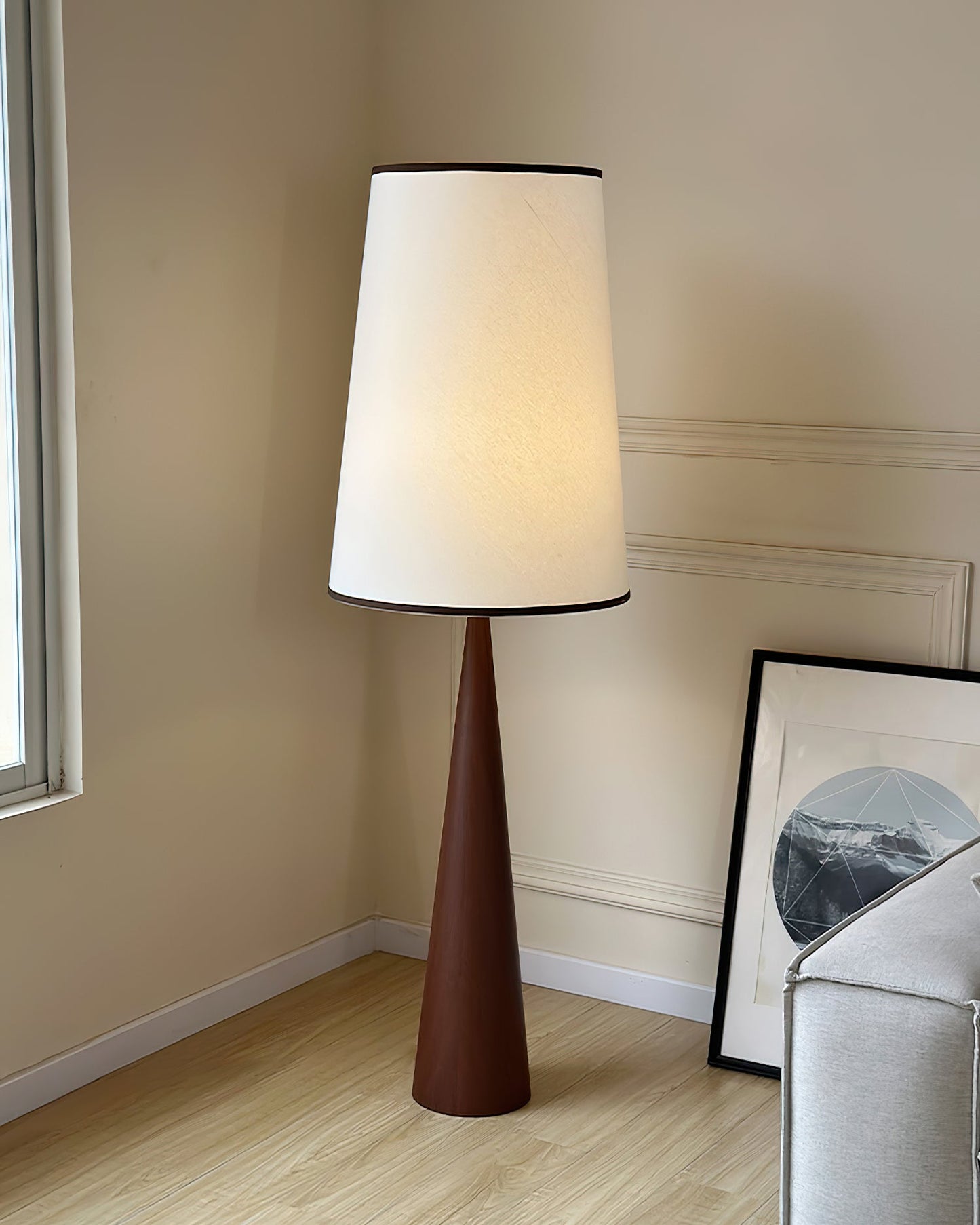 Ernest Floor Lamp - Loonglight