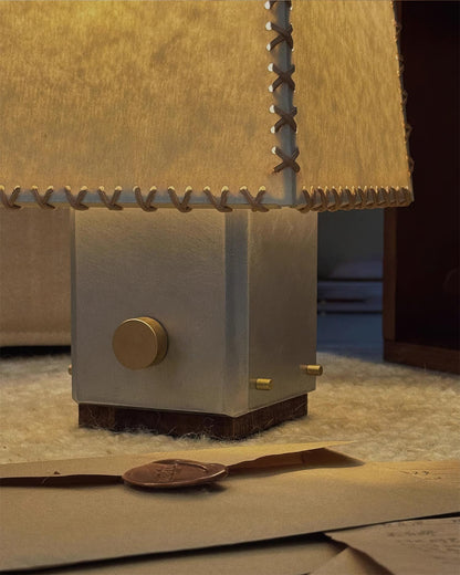 Estela Table Lamp - Loonglight