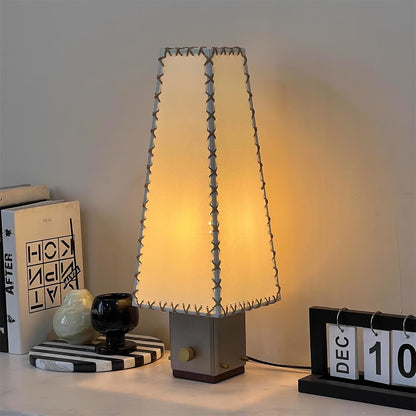 Estela Table Lamp - Loonglight