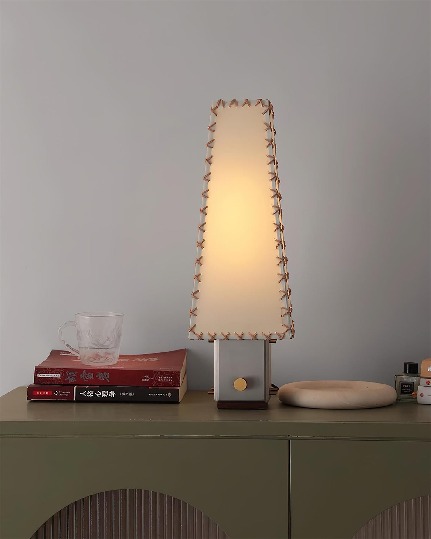 Estela Table Lamp - Loonglight