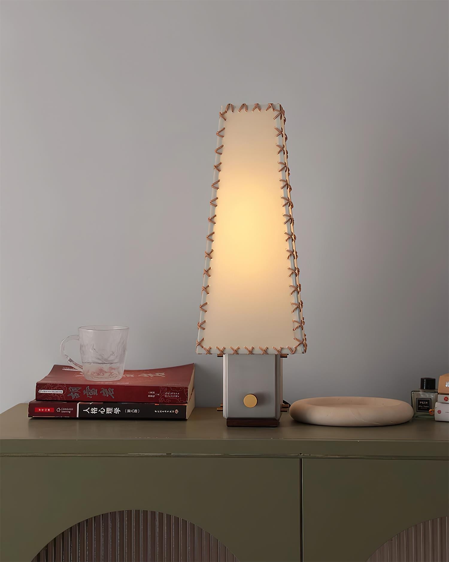 Estela Table Lamp - Loonglight