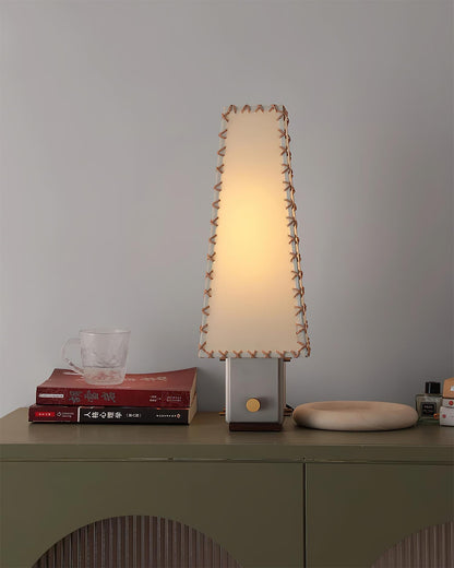 Estela Table Lamp - Loonglight