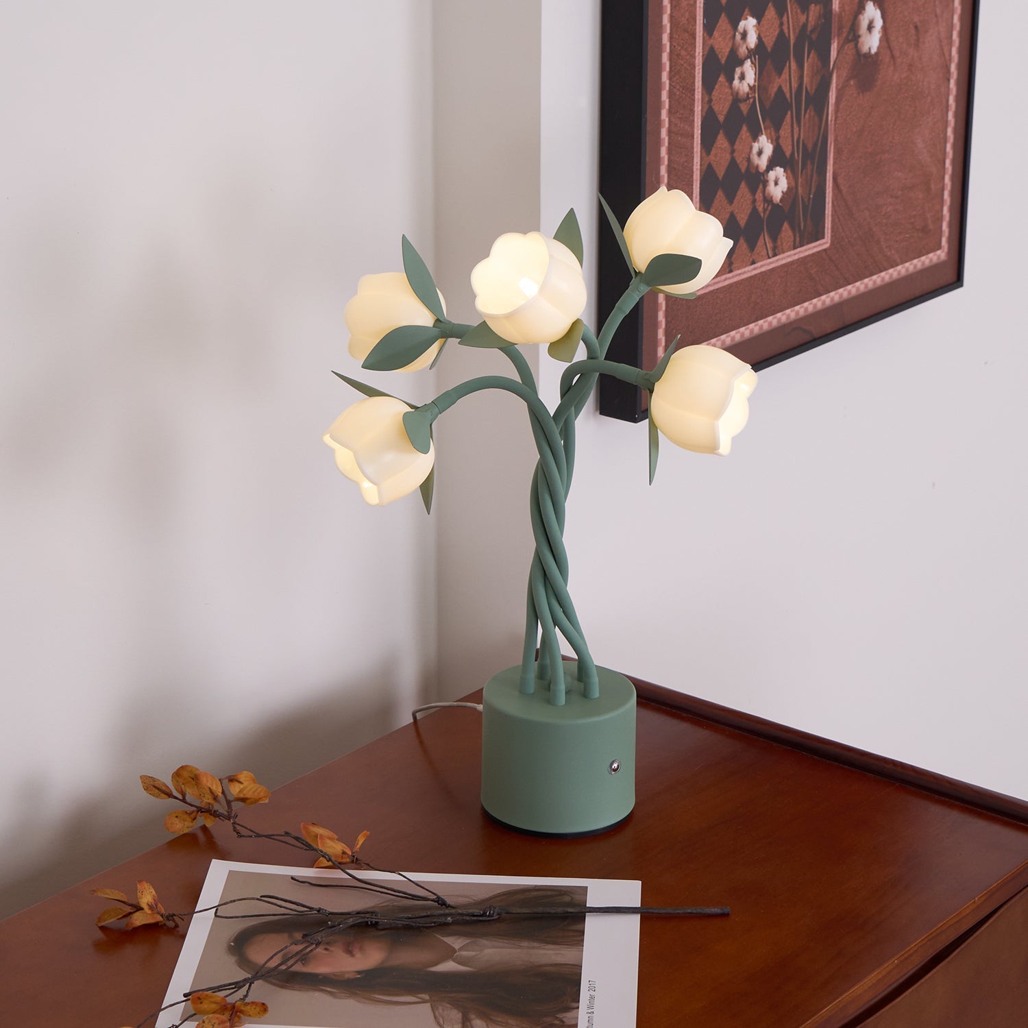 Faira Flower Table Lamp - Loonglight