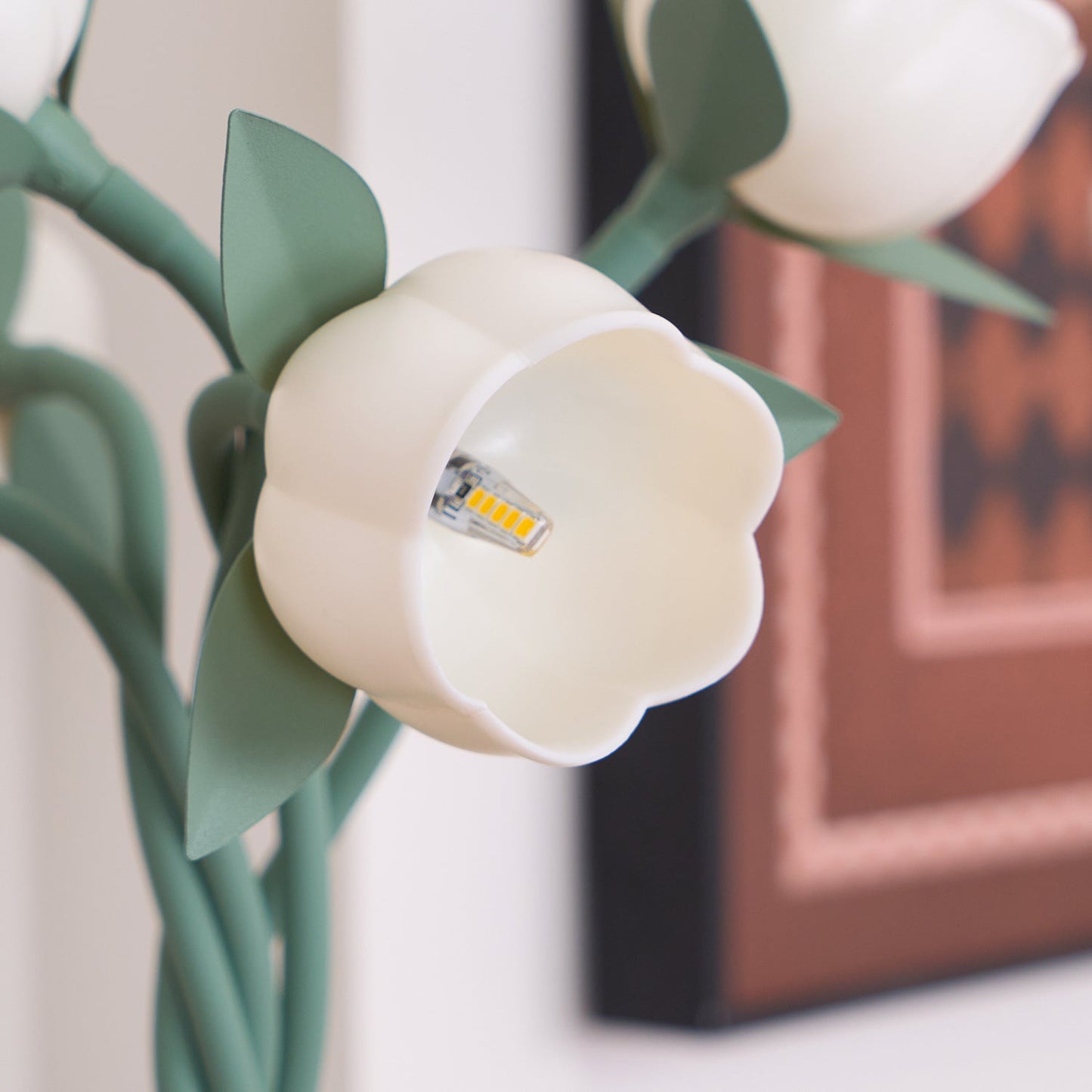 Faira Flower Table Lamp - Loonglight