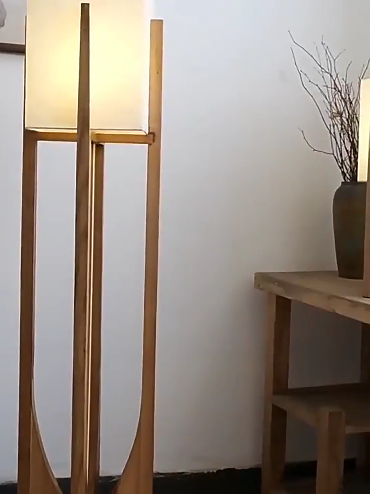 Fairbanks Floor Lamp - Loonglight