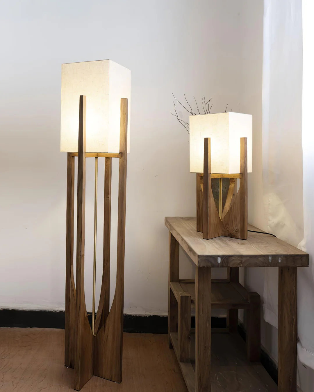 Fairbanks Floor Lamp - Loonglight