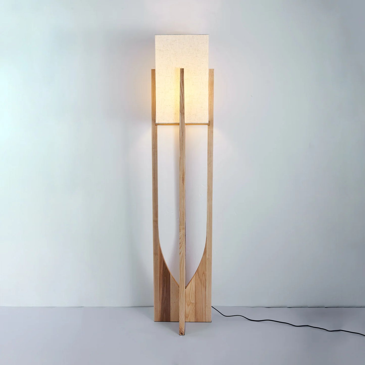 Fairbanks Floor Lamp - Loonglight