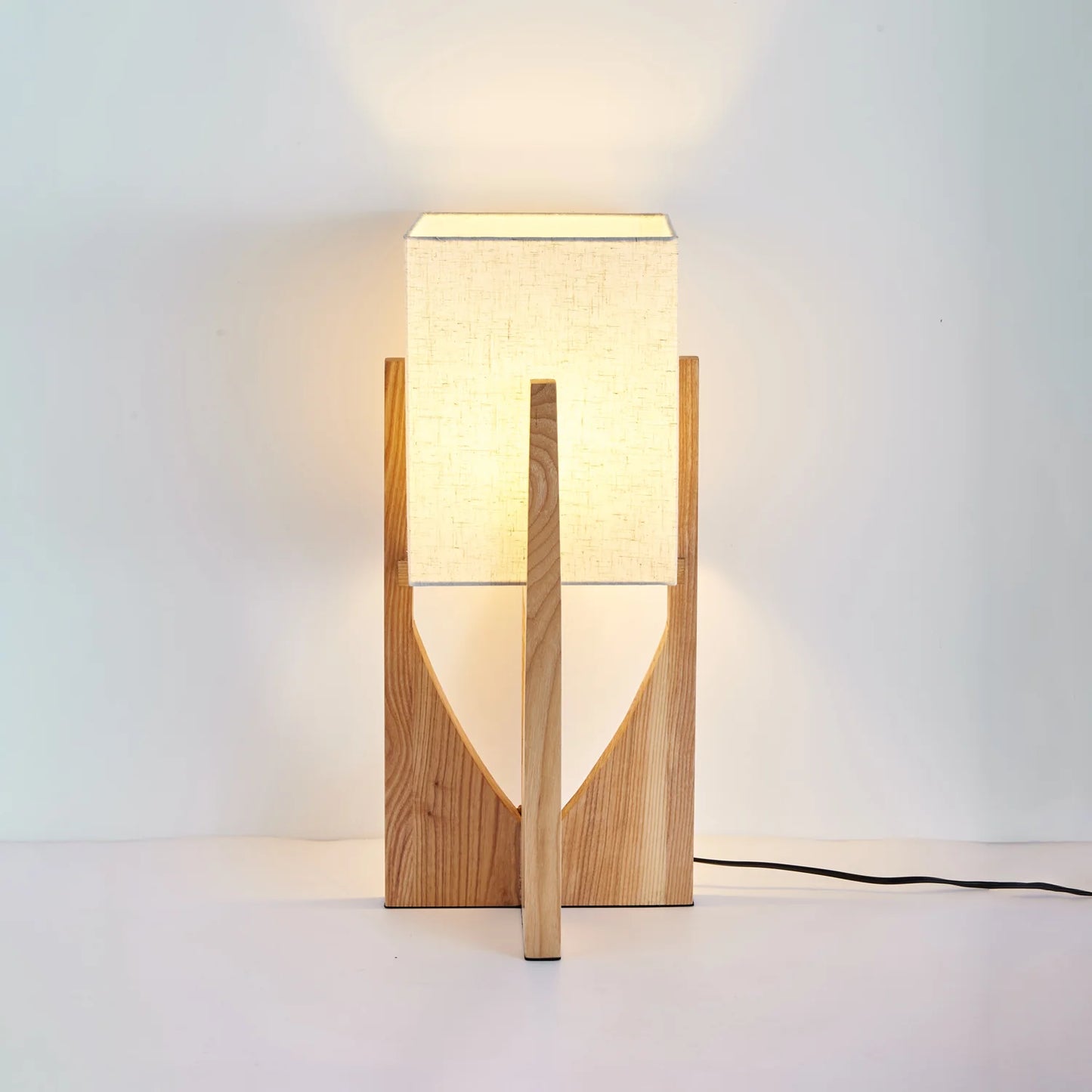 Fairbanks Floor Lamp - Loonglight