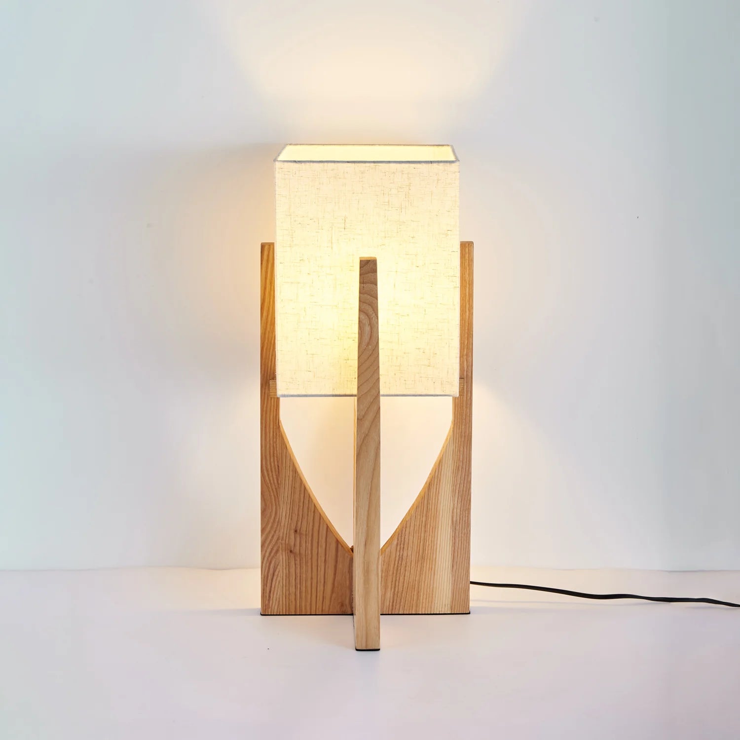 Fairbanks Floor Lamp - Loonglight