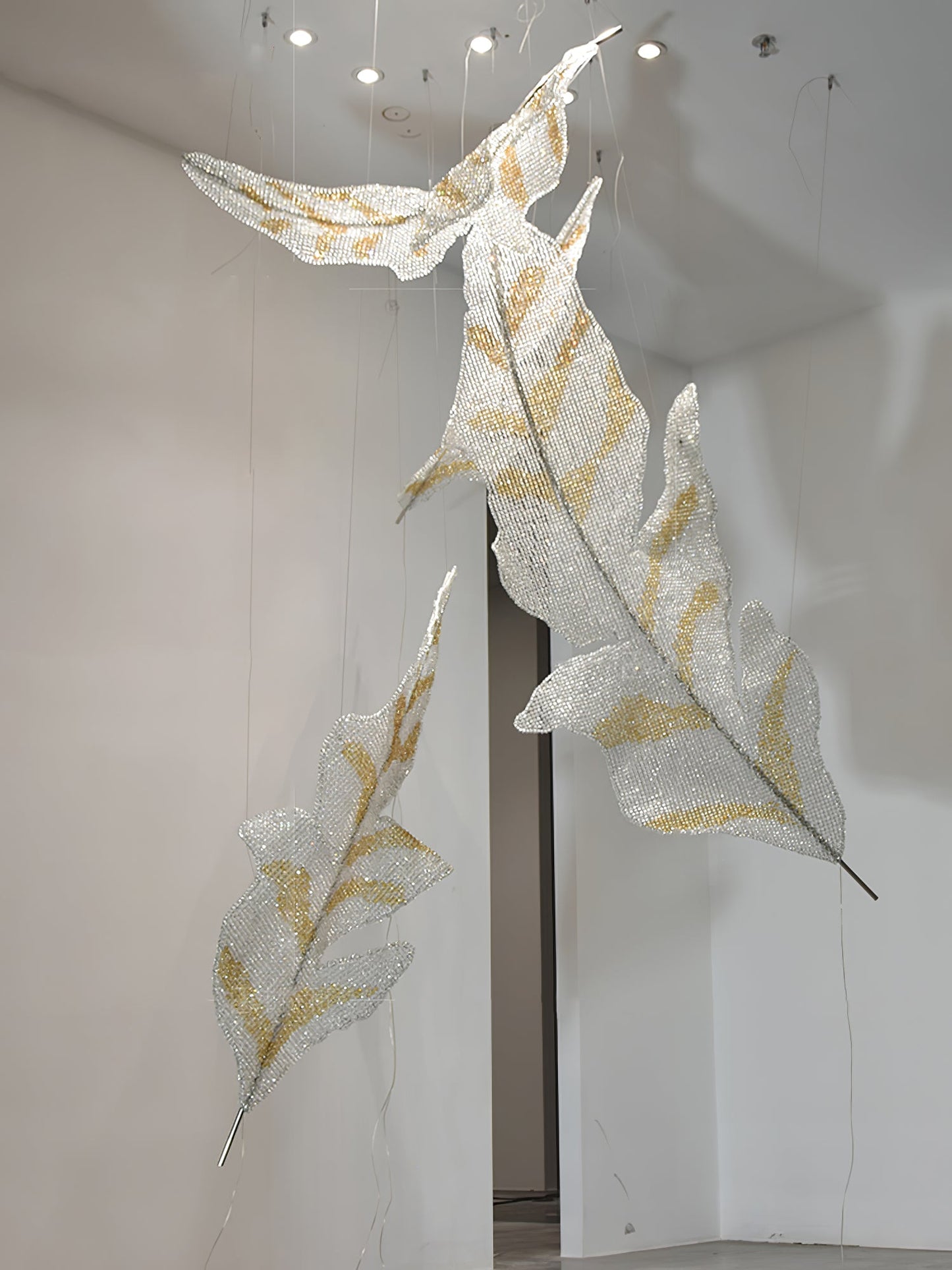 Falling Glass Leaf Chandelier - Loonglight