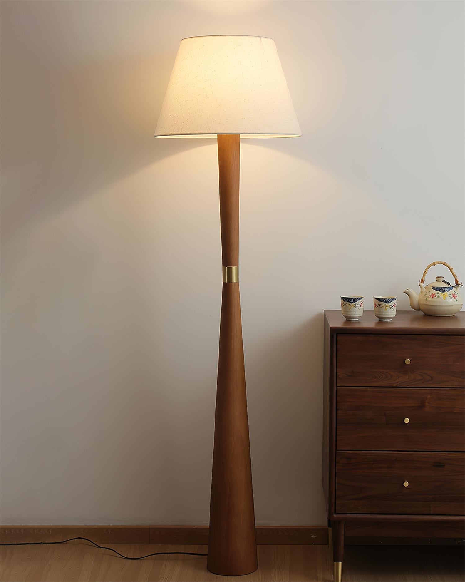 Faros Floor Lamp - Loonglight