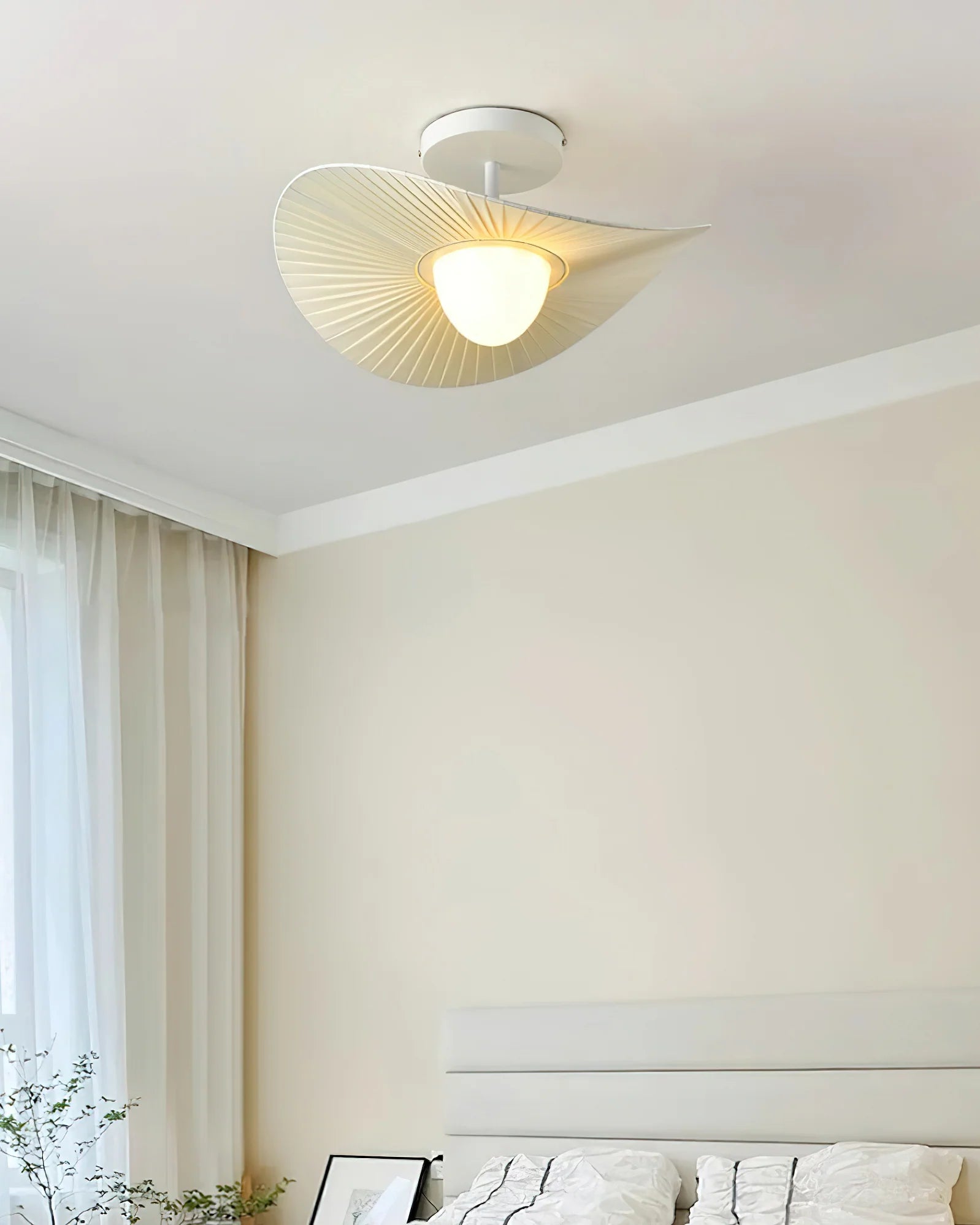 Florina Ceiling Light - Loonglight
