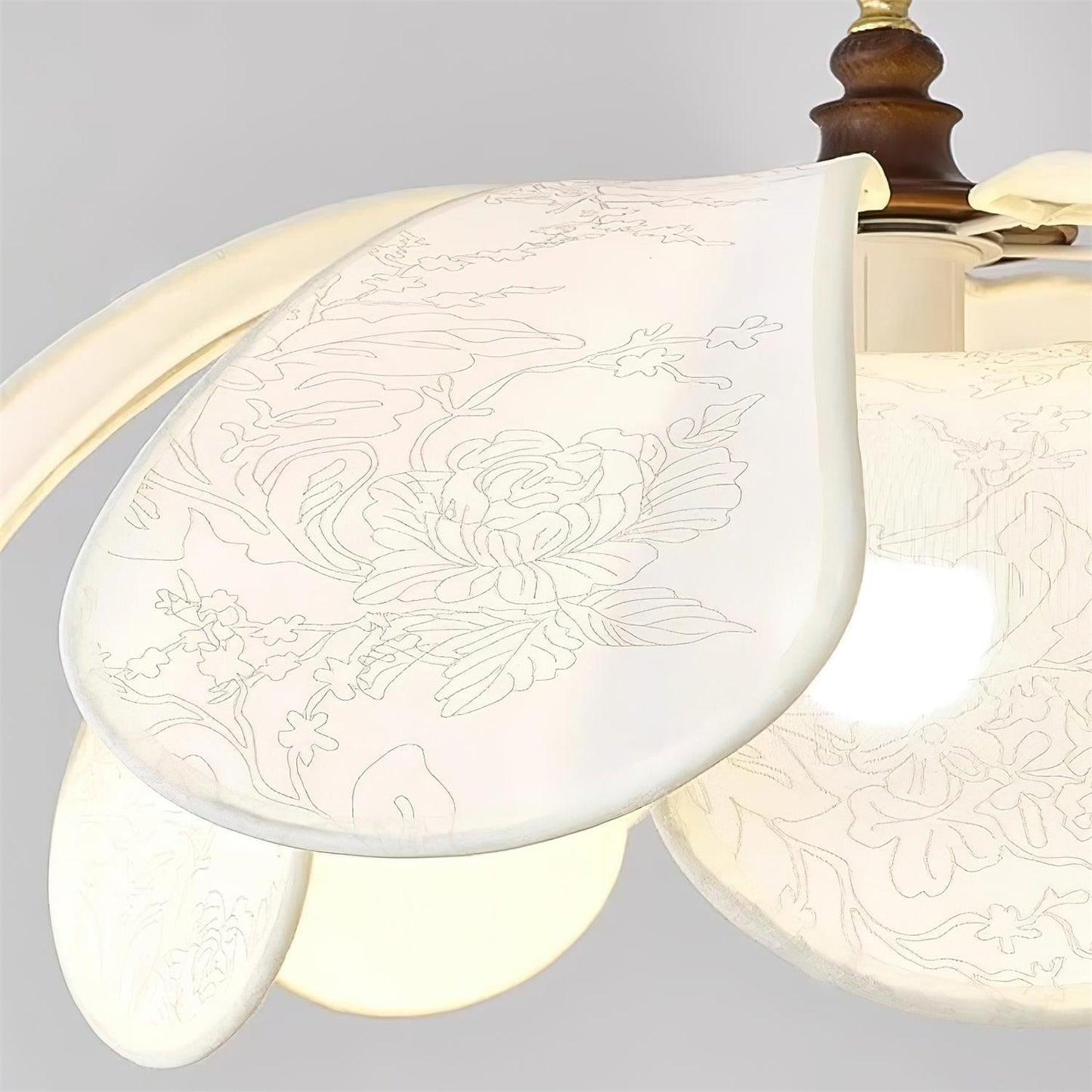 Savoy Petal Pendant Light