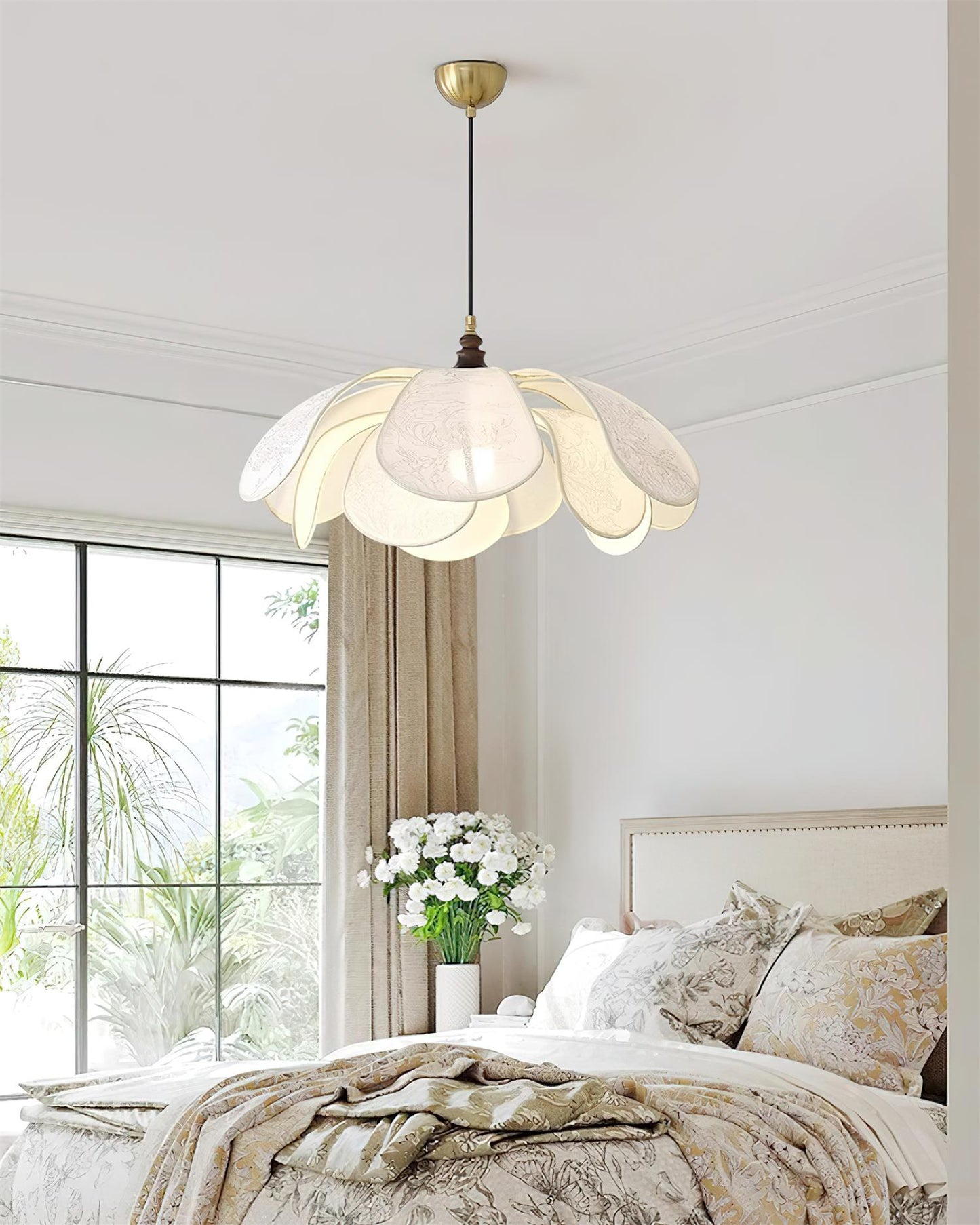 Savoy Petal Pendant Light