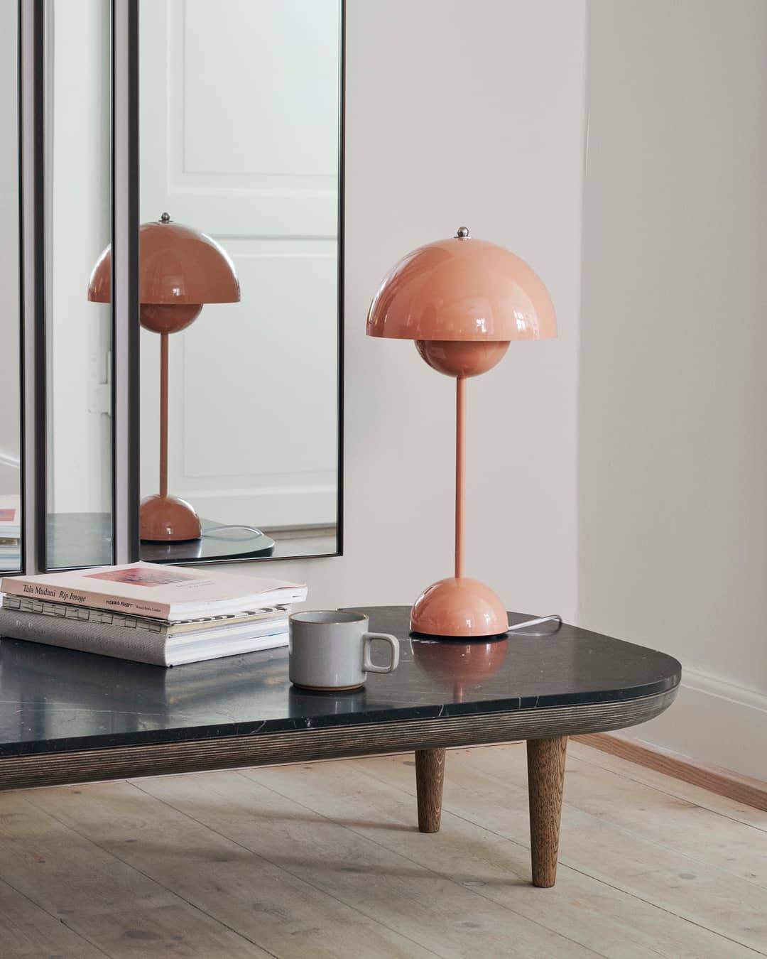 Flowerpot Table Lamp