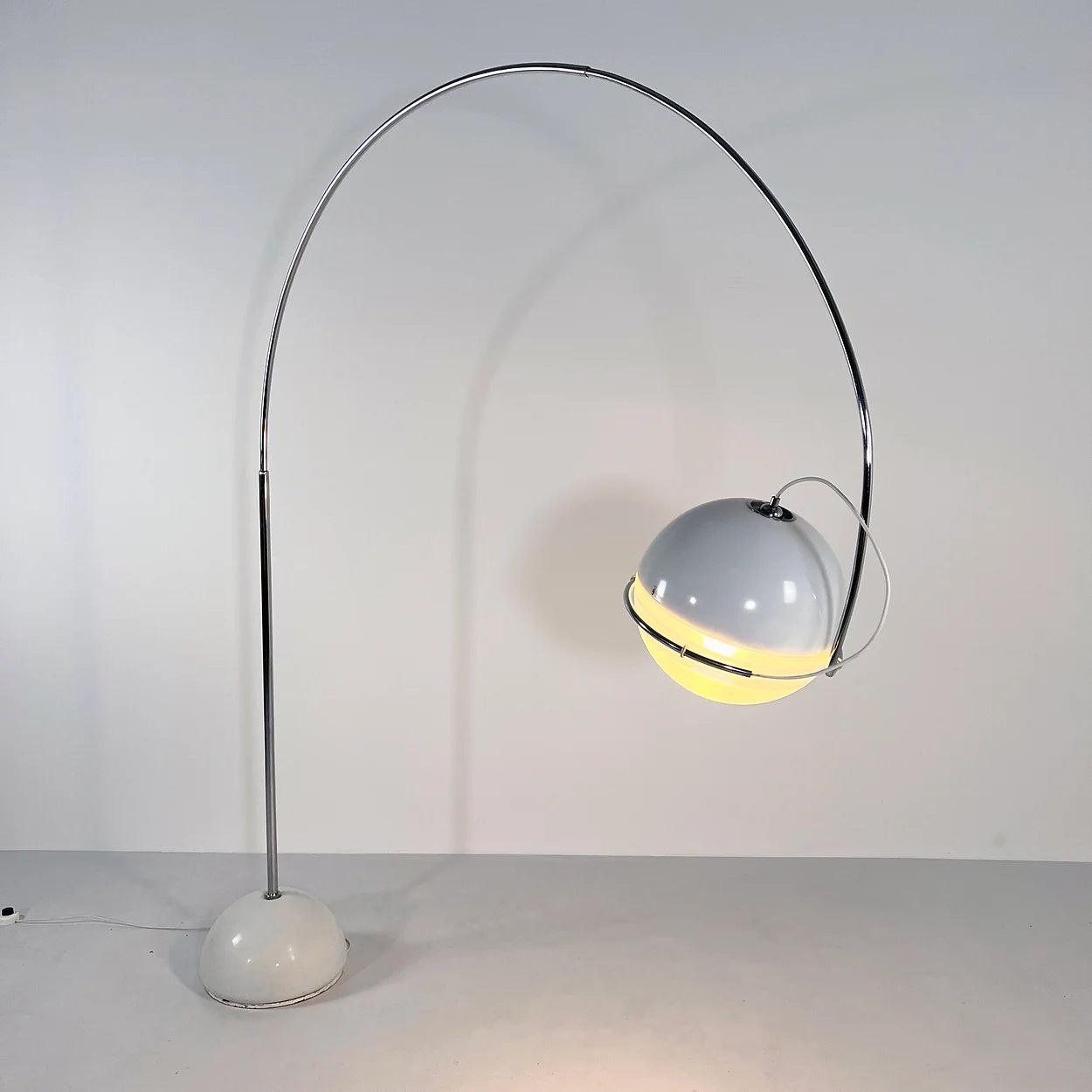 Focus Arc Floor Lamp - Loonglight
