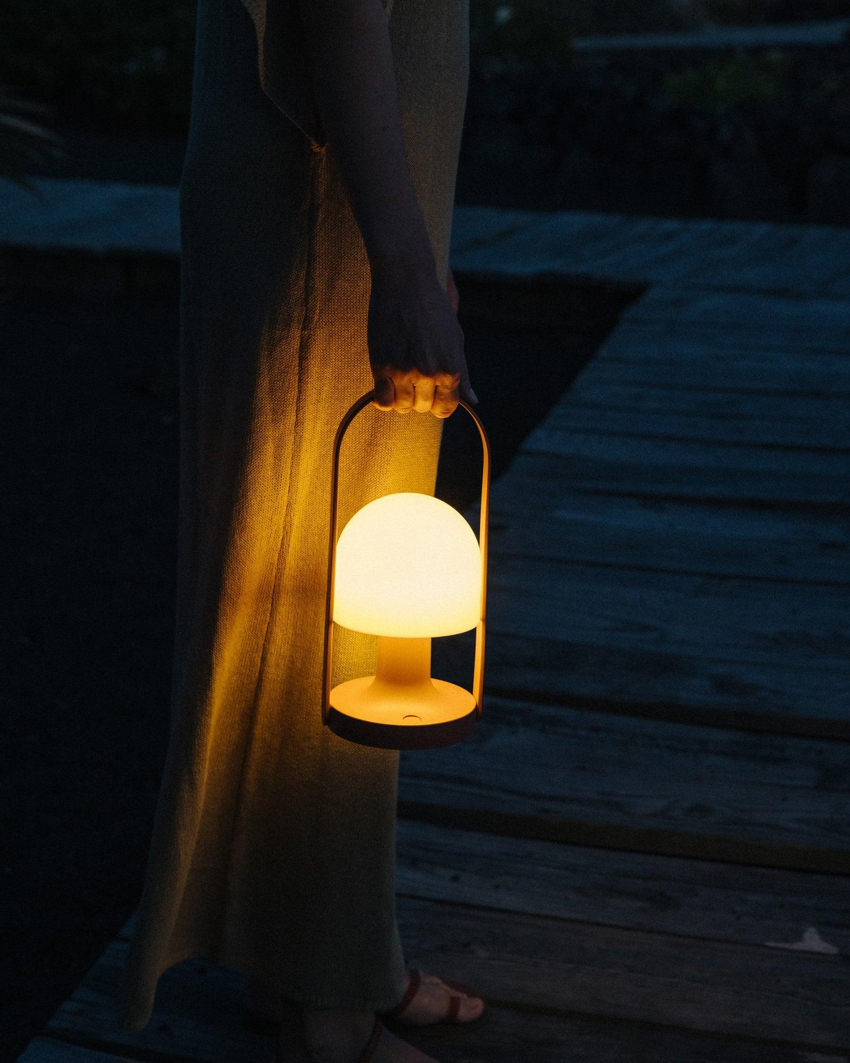 FollowMe Portable Table Lamp (built-in battery) - Loonglight