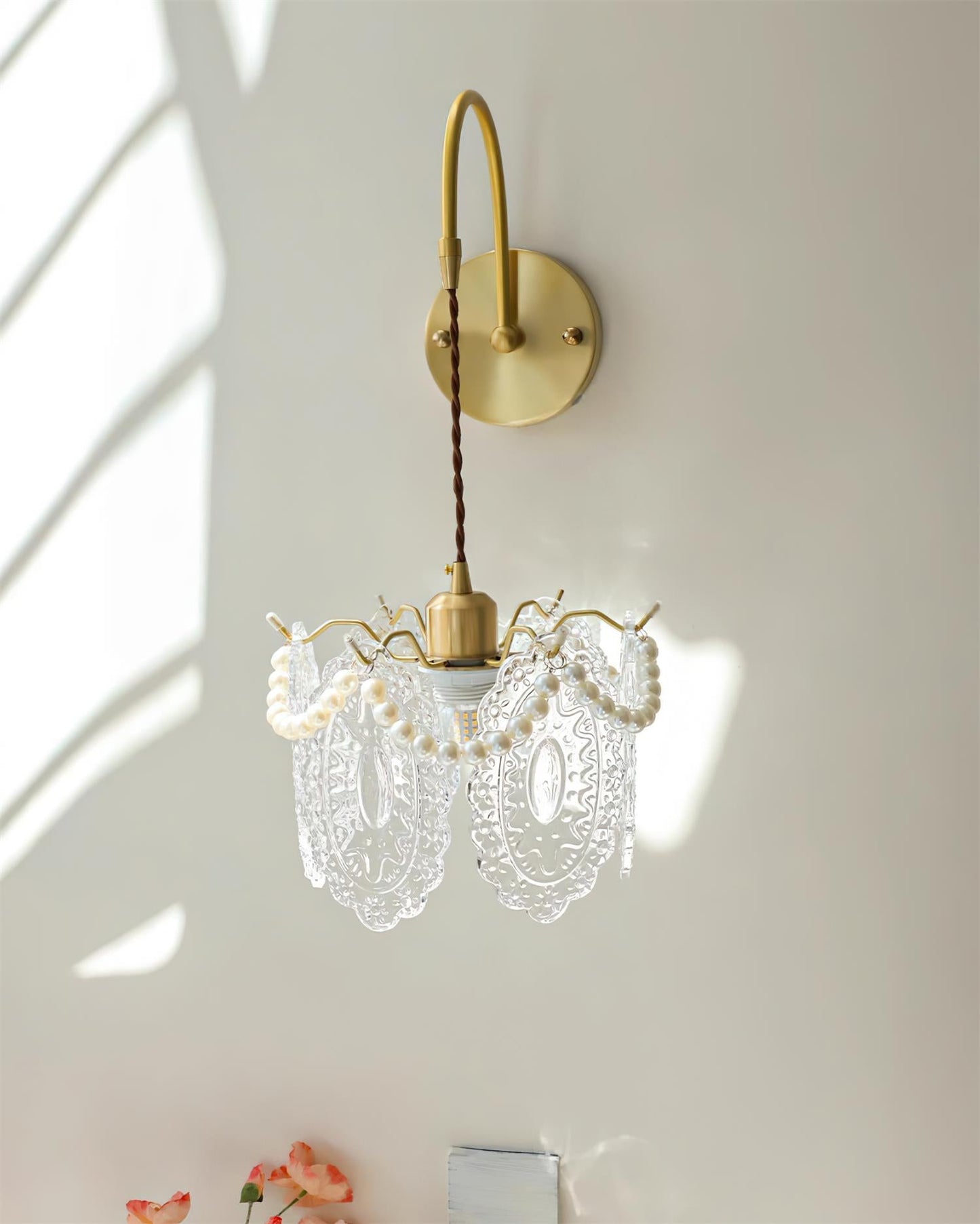 French Nisa Wall Lamp