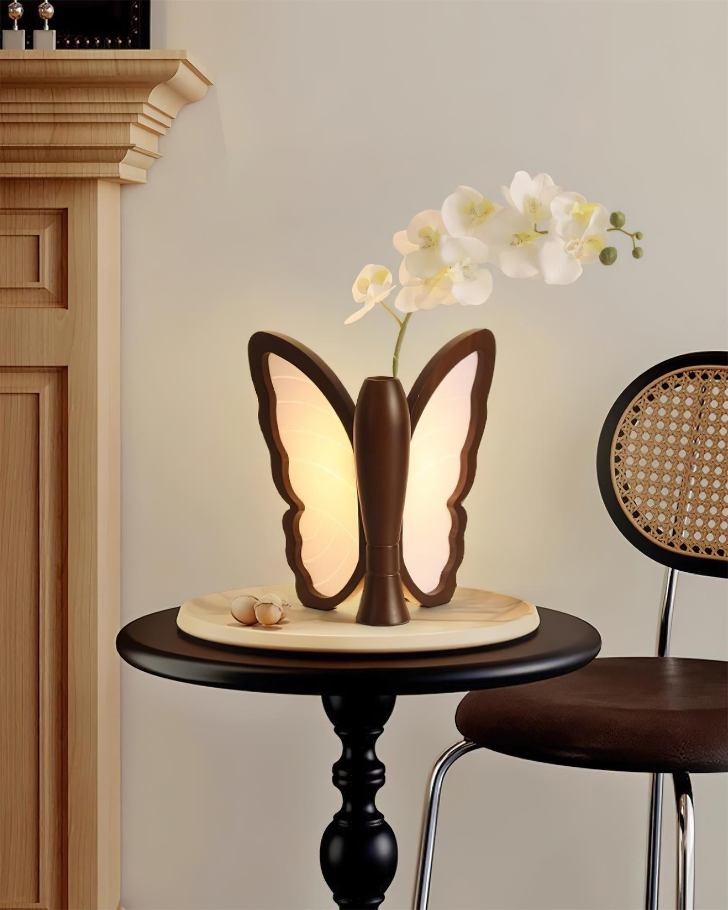 Galileo Butterfly Table Lamp - Loonglight
