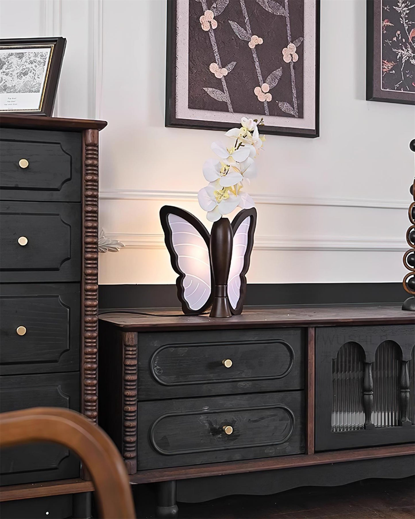 Galileo Butterfly Table Lamp - Loonglight