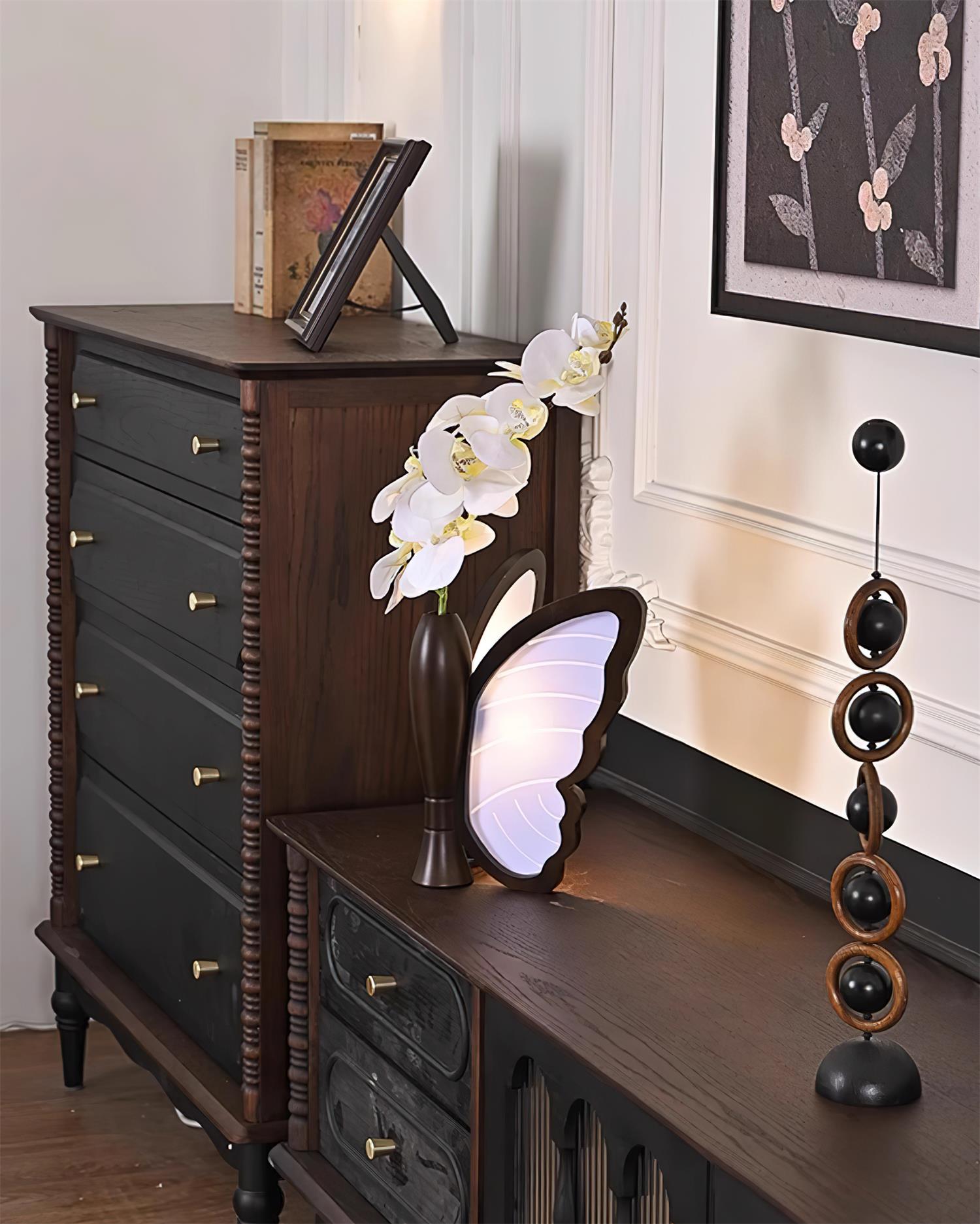 Galileo Butterfly Table Lamp - Loonglight