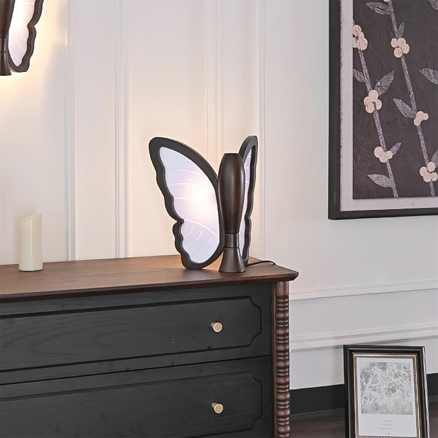 Galileo Butterfly Table Lamp - Loonglight