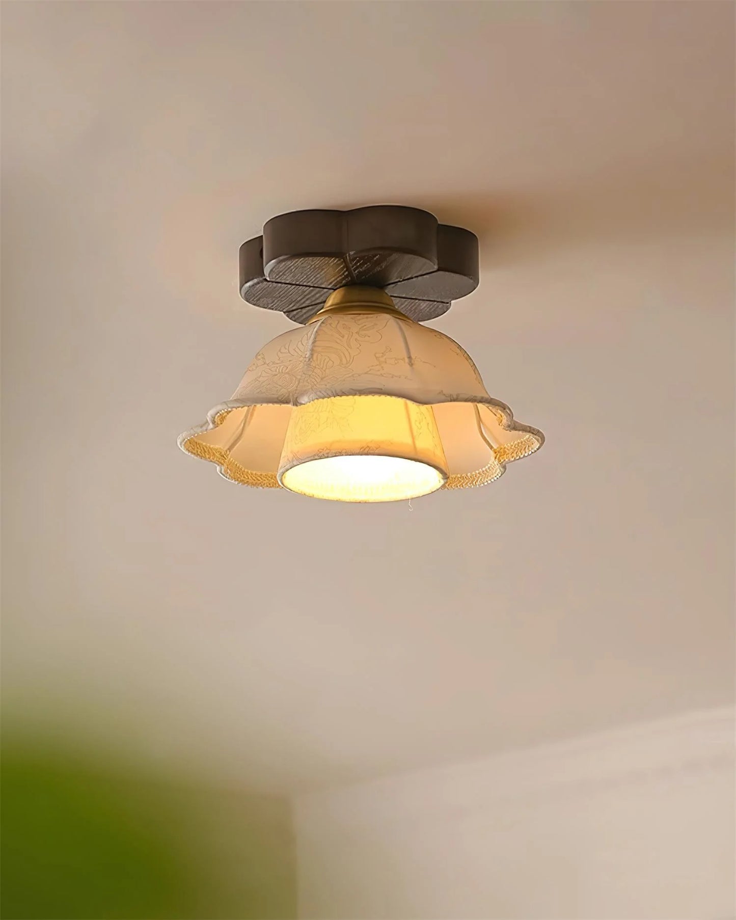 Garcia Flower Ceiling Light - Loonglight