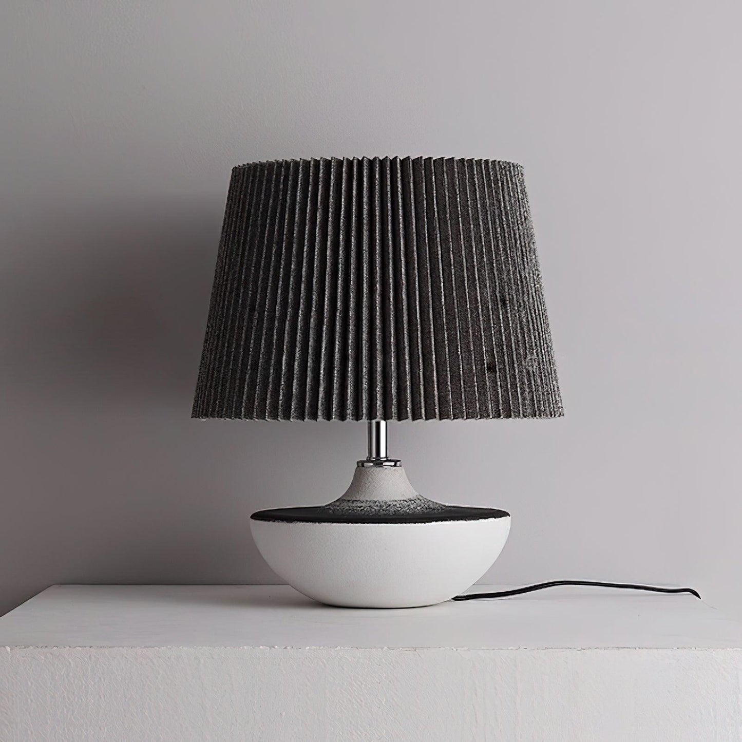 Ghassan Table Lamp - Loonglight