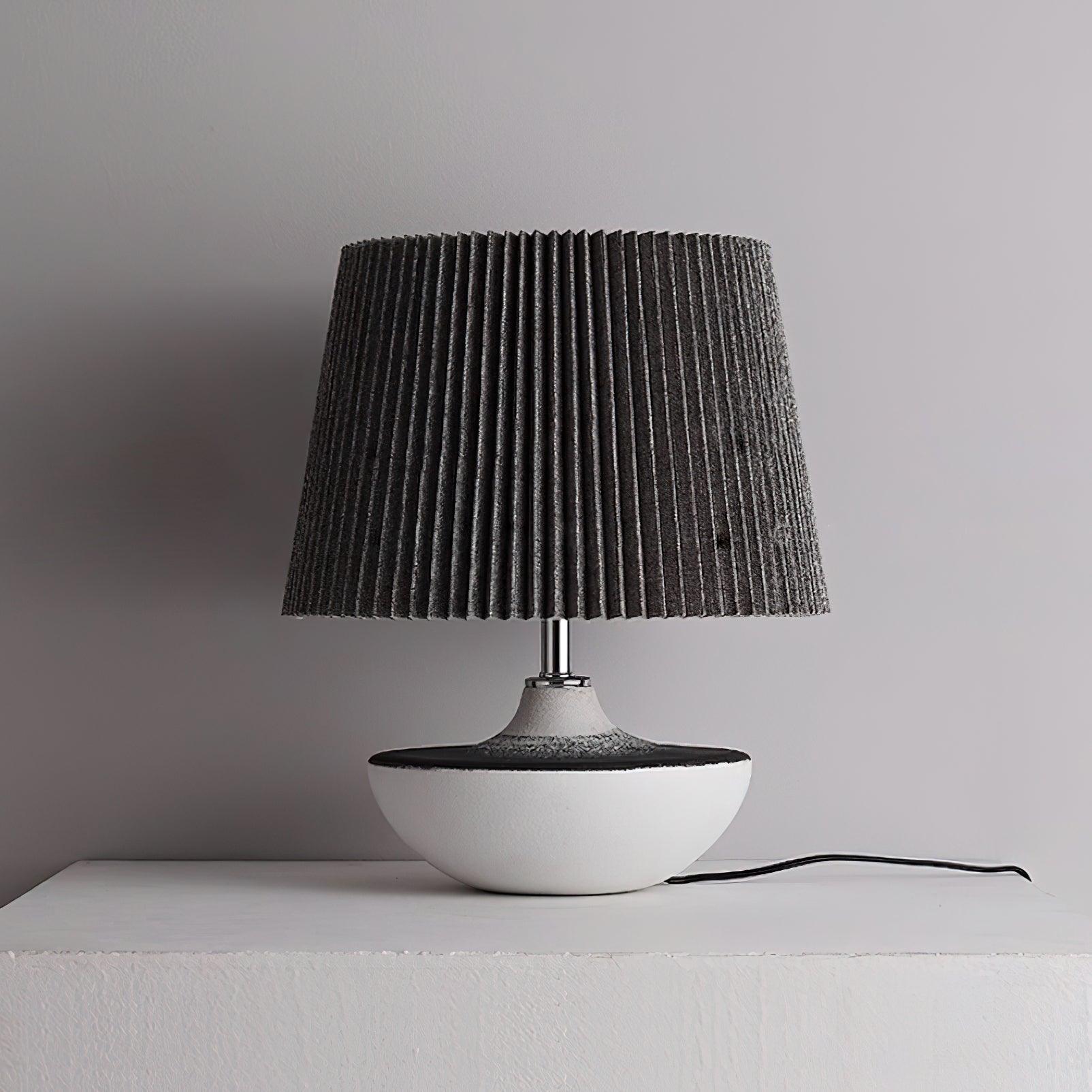Ghassan Table Lamp - Loonglight