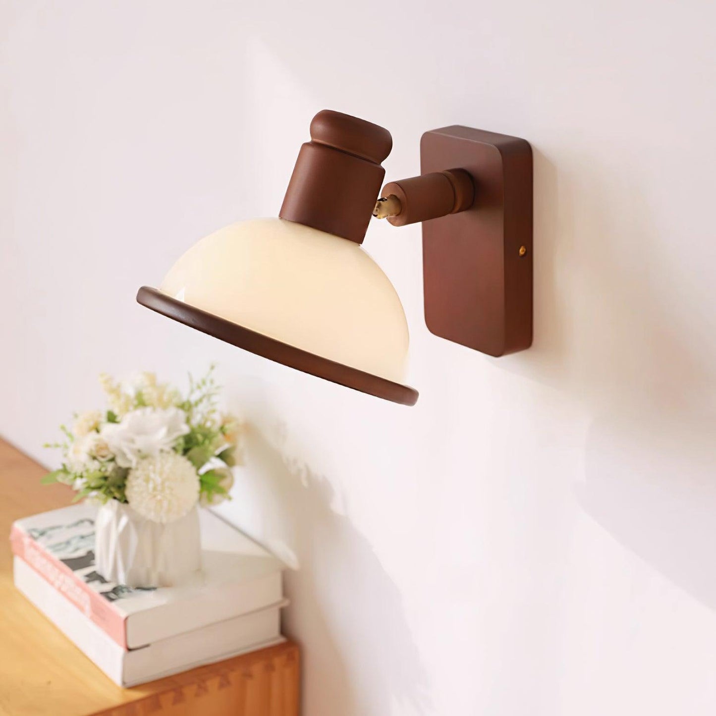 Girona Mia Wall Lamp - Loonglight