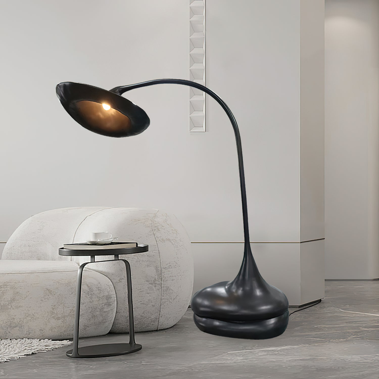 Giselle Black Floor Lamp - Loonglight
